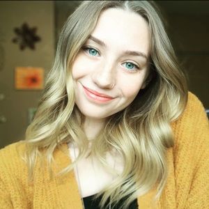 Meet your Posher, Kenna